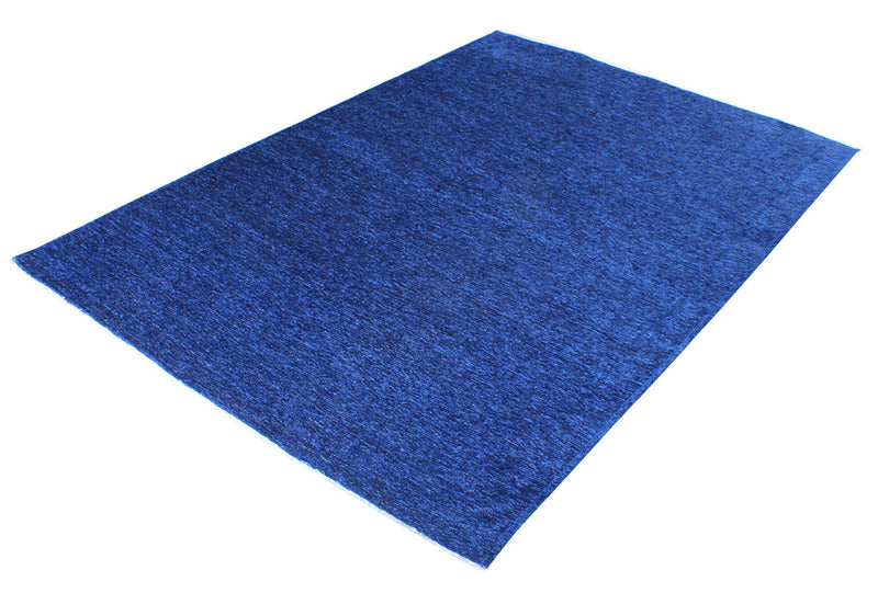 Blue, plain design, machine washable rug