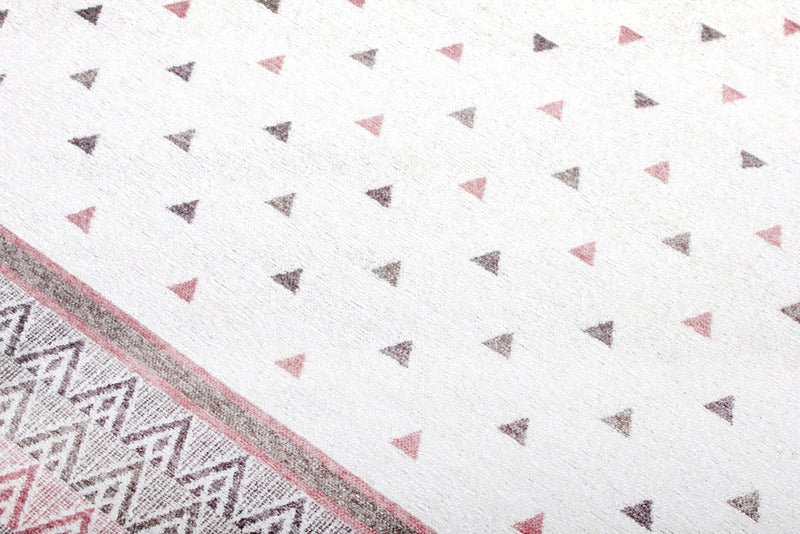 Washable Pyramid Patterned Rug in Pink and Grey Color